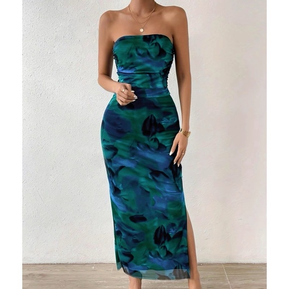 Strapless Bodycon Dress Size Medium - Picture 1 of 3
